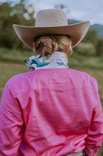Load image into Gallery viewer, Antola Trading Holly Half Button Shirt
