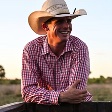 Load image into Gallery viewer, Reba - Red & Black Full Button