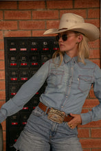 Load image into Gallery viewer, Reba - American Light Blue and Red