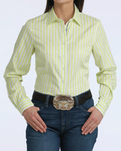 Load image into Gallery viewer, Women’s TENCEL™ Arena Fit Button-Down Western Shirt - MSW9165087
