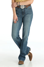 Load image into Gallery viewer, Cinch Womens Quinn Medium Stone Wash Straight Leg Relaxed fit Jeans CB77154001