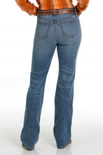 Load image into Gallery viewer, WOMEN&#39;S Cruel Girl Skylar Boot Cut Jeans CB70954071