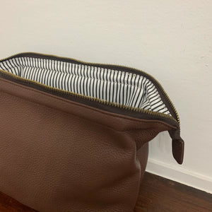 Leather Toiletry Bag - Chocolate Brown